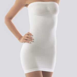 Vestido strapless modelador sin costuras INGESA, compresión suave que define la silueta femenina.